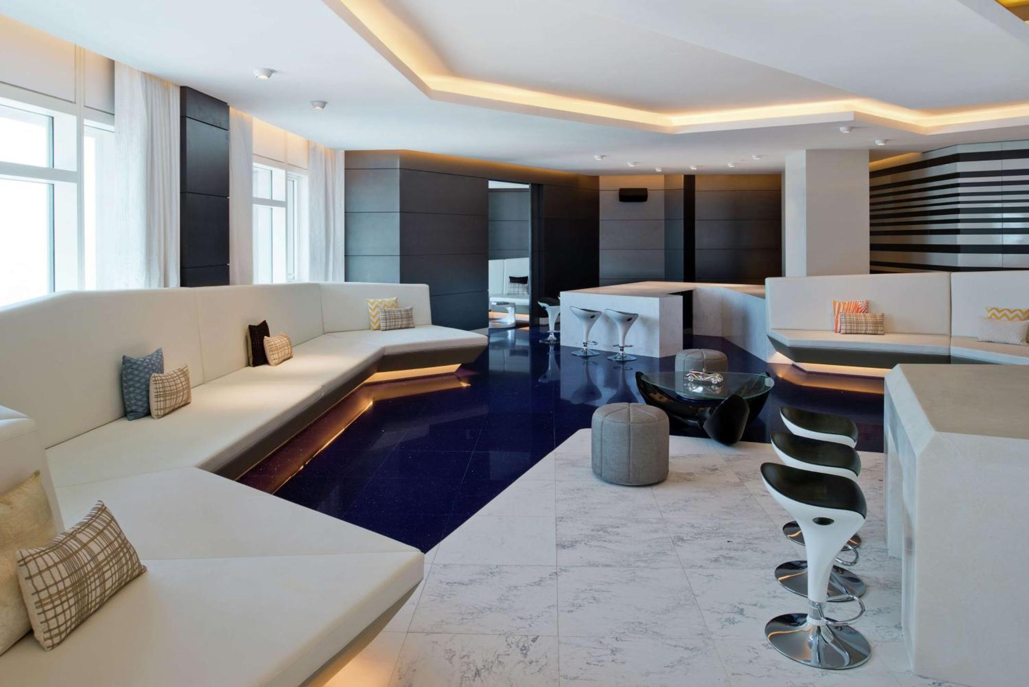 V Hotel Dubai, Curio Collection By Hilton Экстерьер фото The interior of a suite at the Mandarin Oriental, Munich