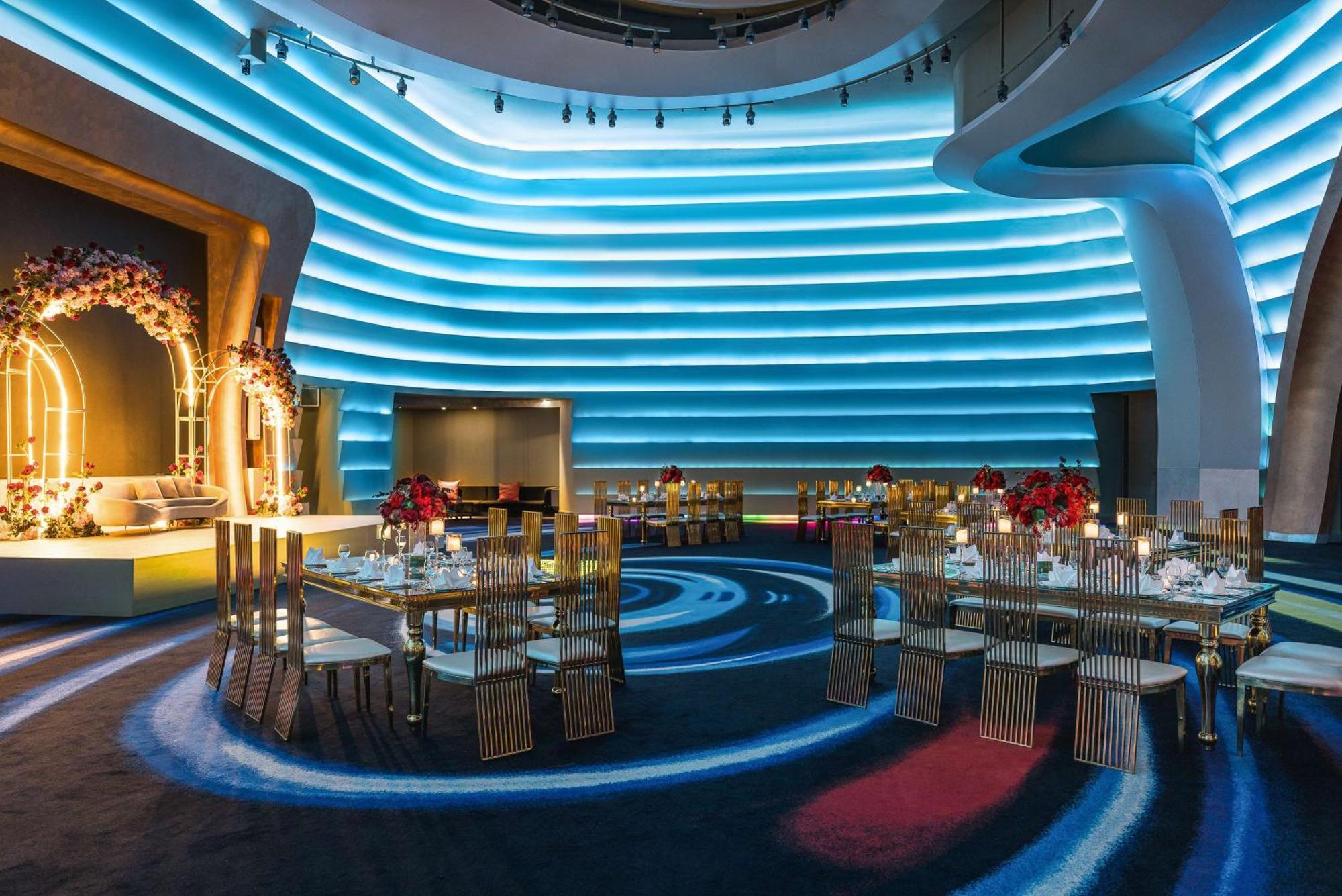 V Hotel Dubai, Curio Collection By Hilton Экстерьер фото The ballroom