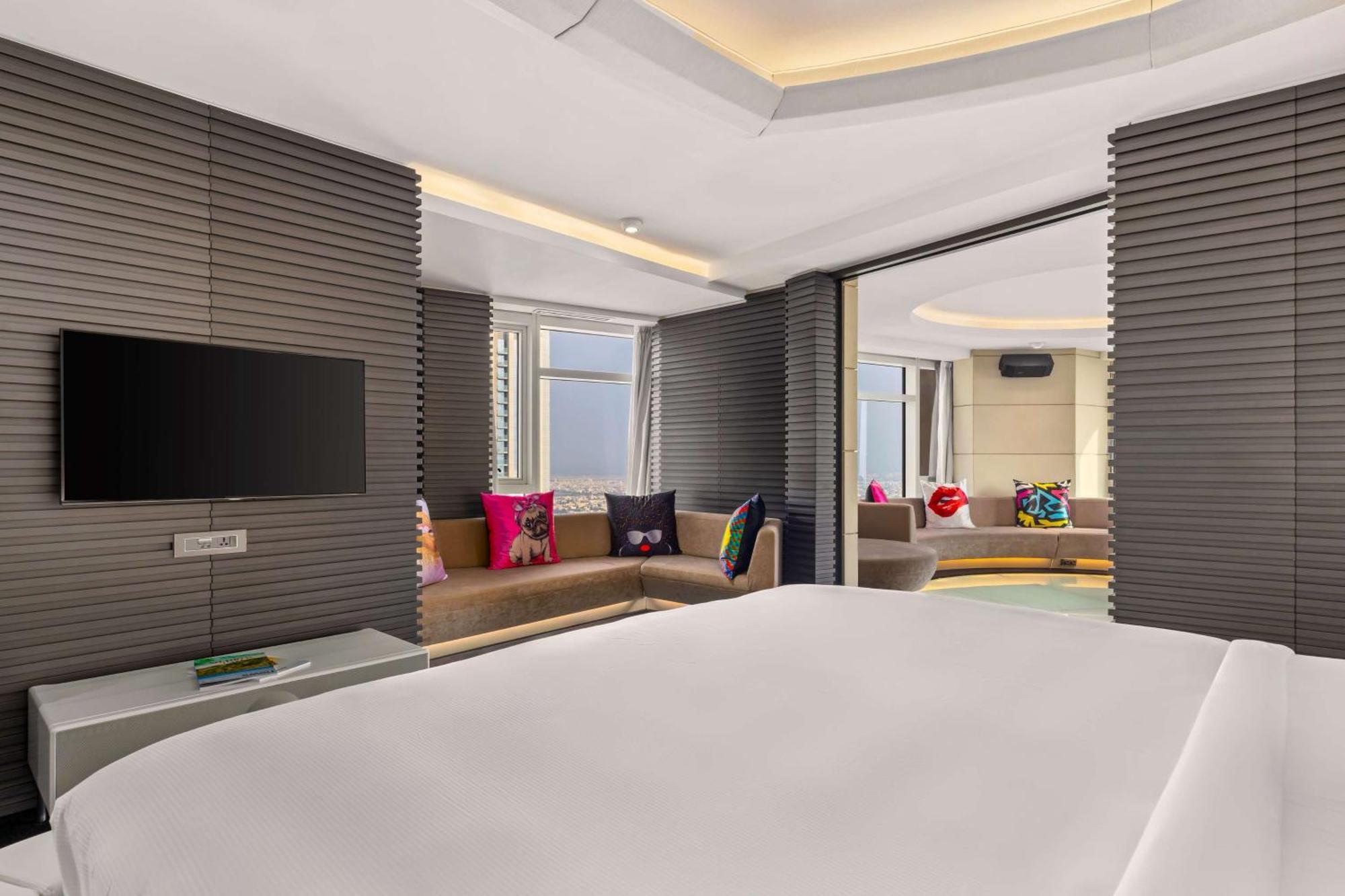 V Hotel Dubai, Curio Collection By Hilton Экстерьер фото