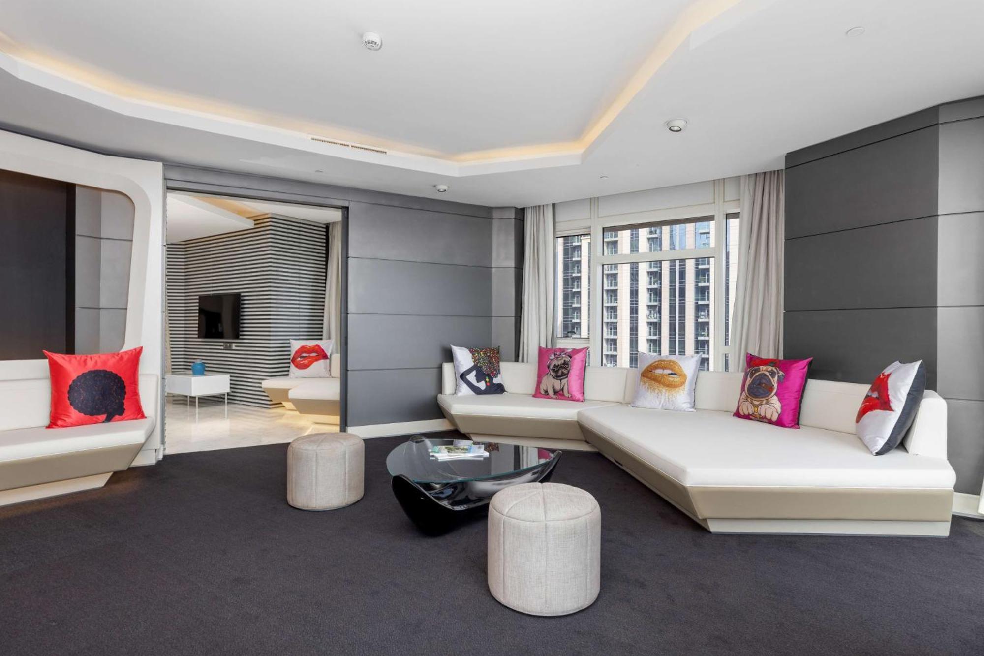 V Hotel Dubai, Curio Collection By Hilton Экстерьер фото